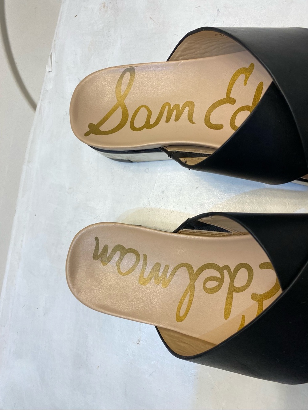 Sam Edelman Audrea Slide good condition good bottom clean interior Size 8.5M - Picture 7 of 8